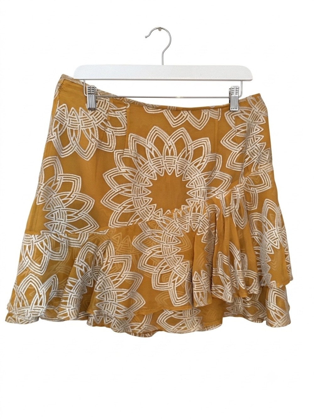 Nanette lepore silk skirt beautiful shine